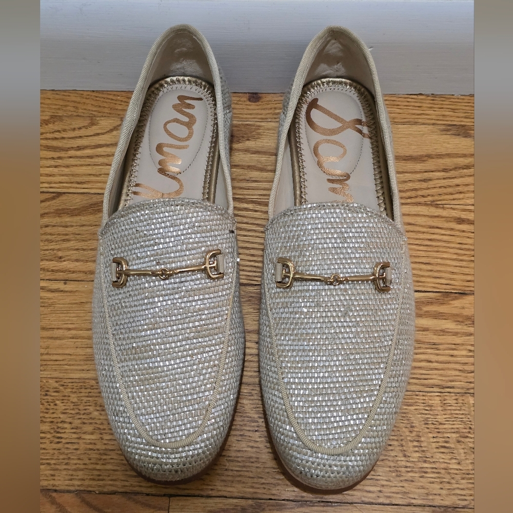 ****SOLD******Sam Edelman Women's Gold Textured Loafers Size 6 New With No Box